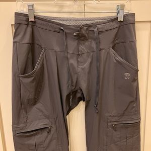 Mountain Hardware women’s dark gray hiking pants. Size 2, length 30”